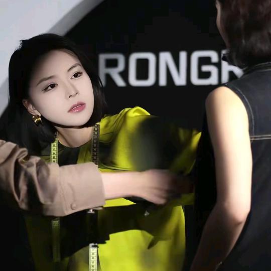 溶溶rongrong（福利版）