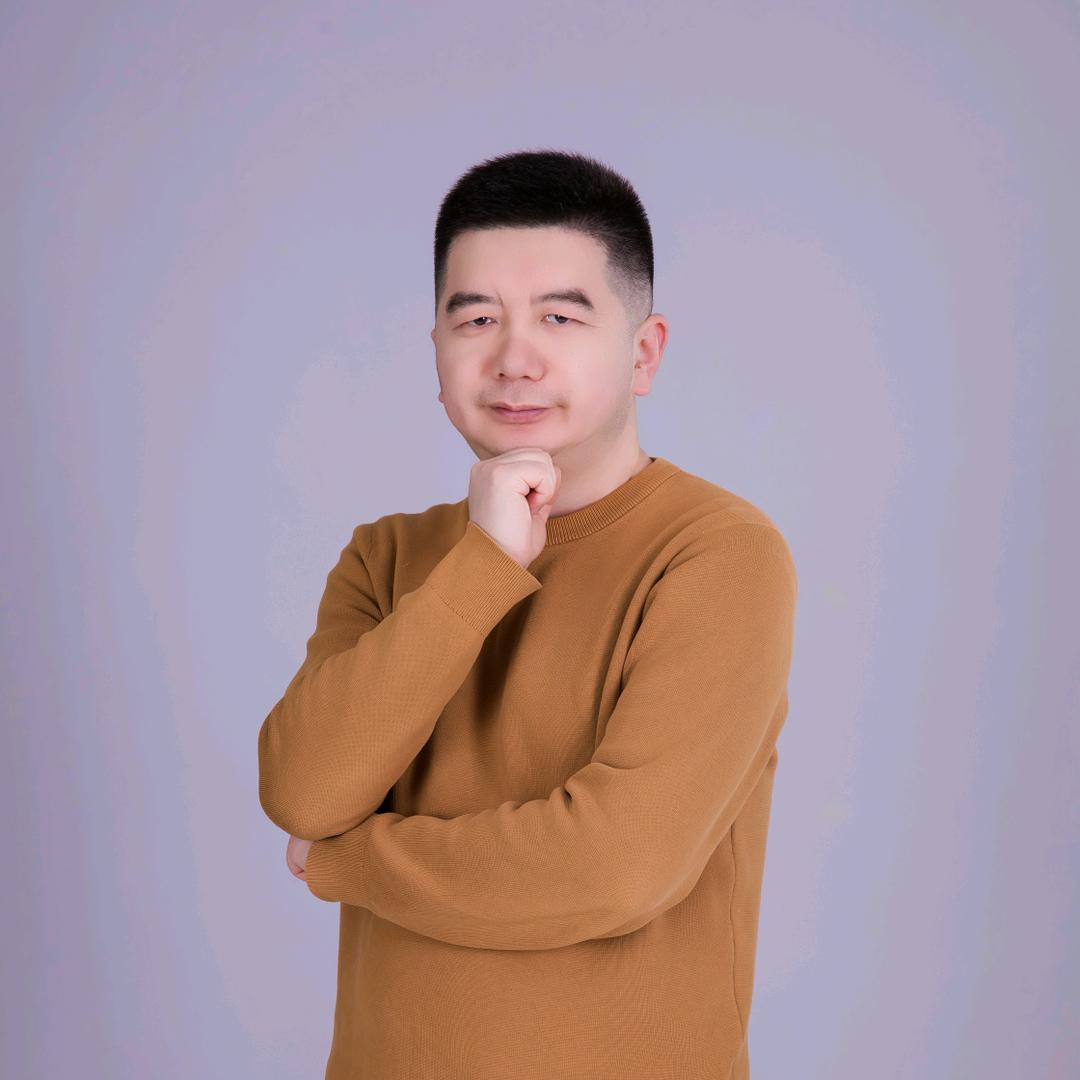董华成