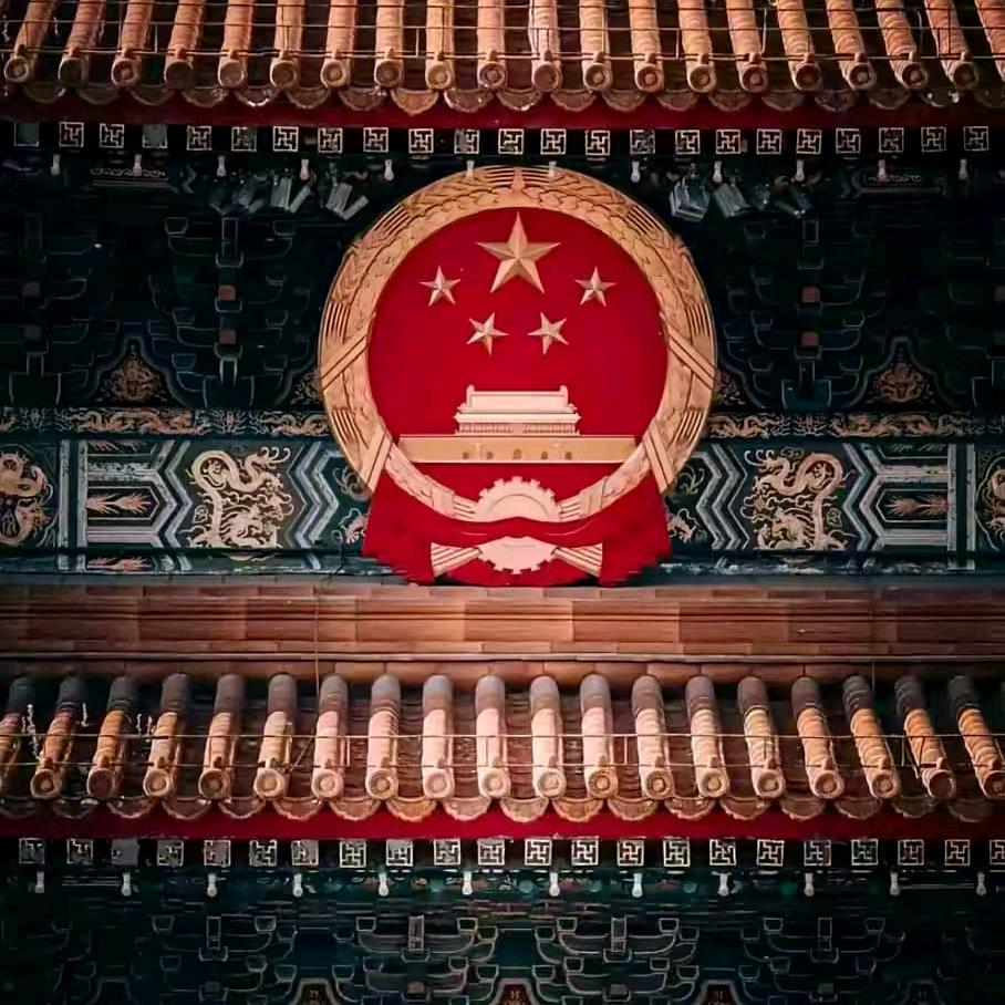 晕车女主坐不了霸总的劳斯莱斯