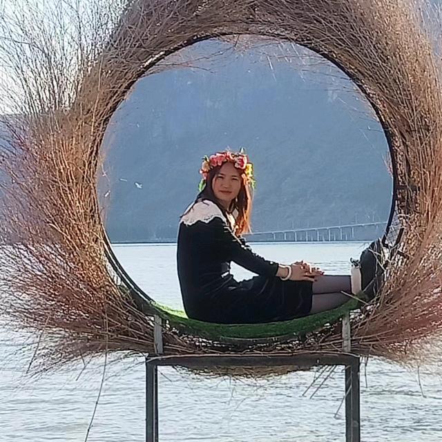 半是甜蜜 半是悲伤