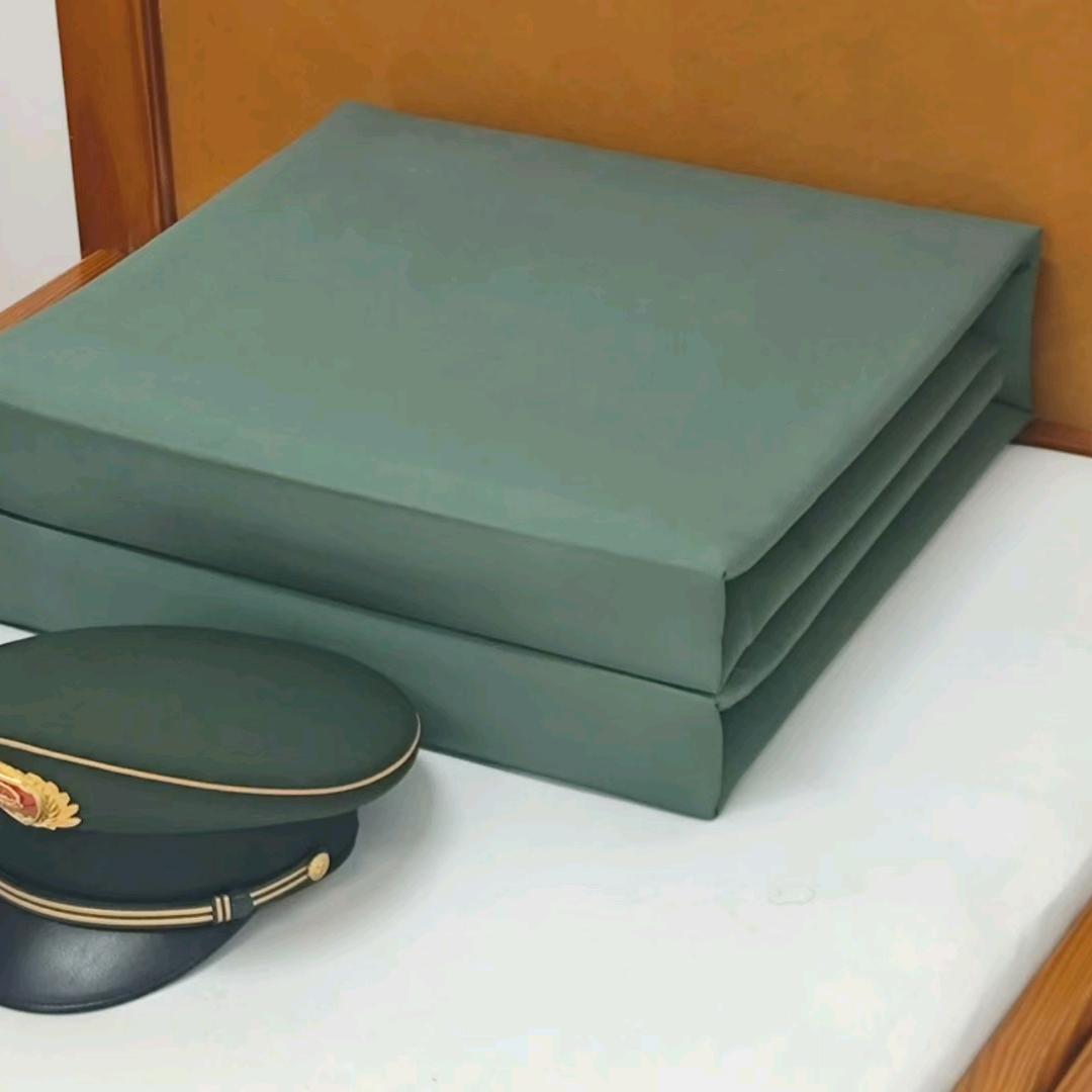 大院里的兵