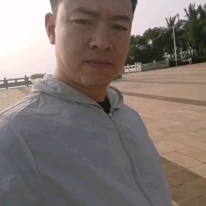 李华平