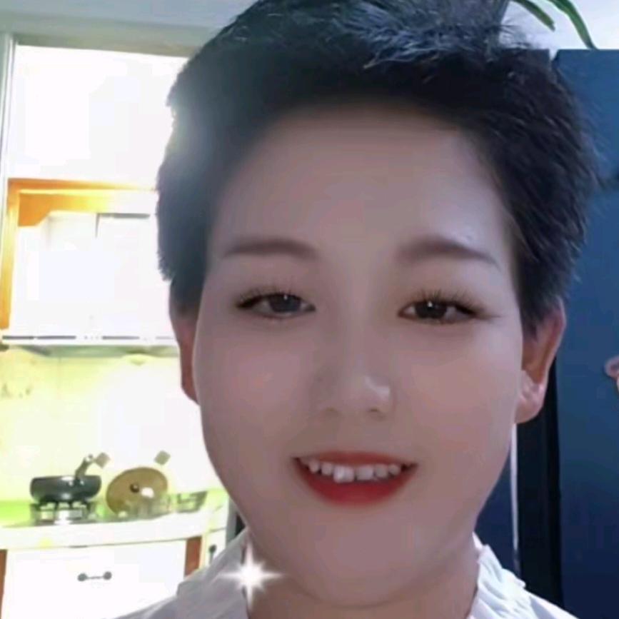 活在当下，自由自在。