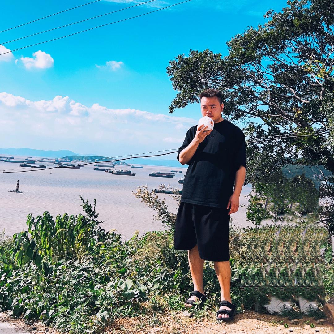 普信的托尼小月半