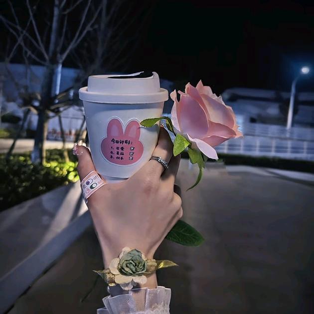 寂寞，空虚，冷