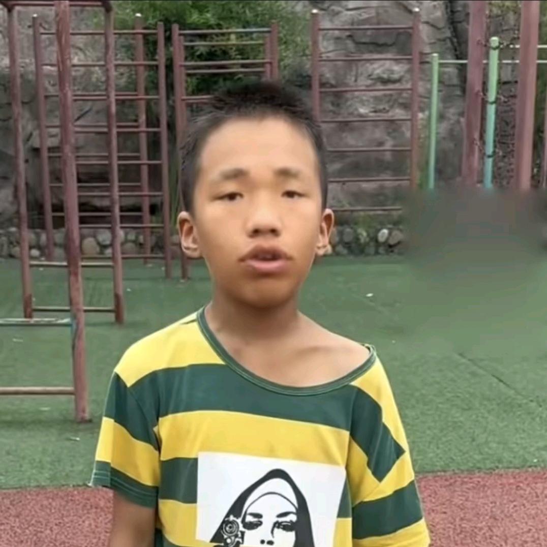 农村小小宝的