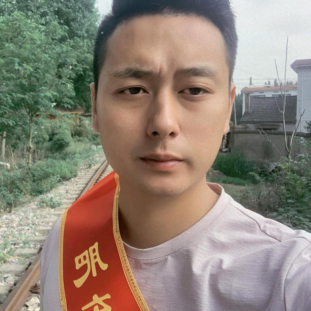 疯狂大佬陈