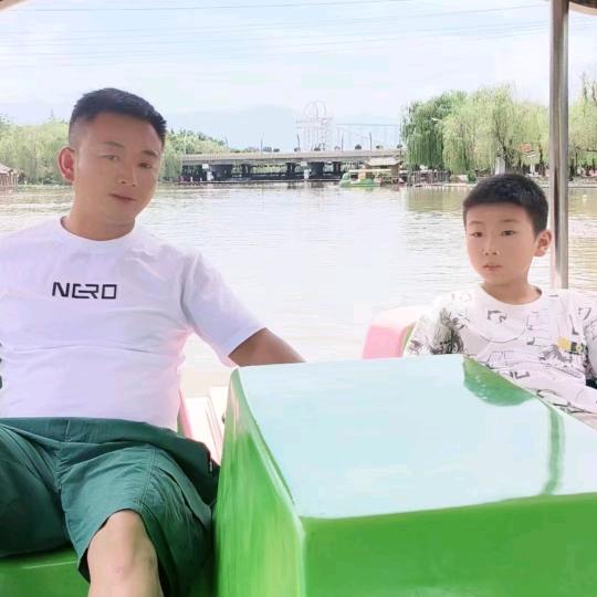 红尘劫，香菜，菠菜。全国代收代发。