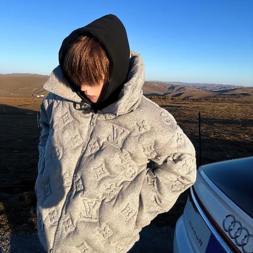 她是个奢侈品.🍧