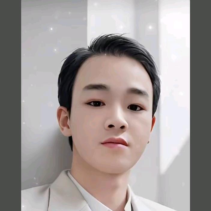 浅笑安然(♡˙︶˙♡)