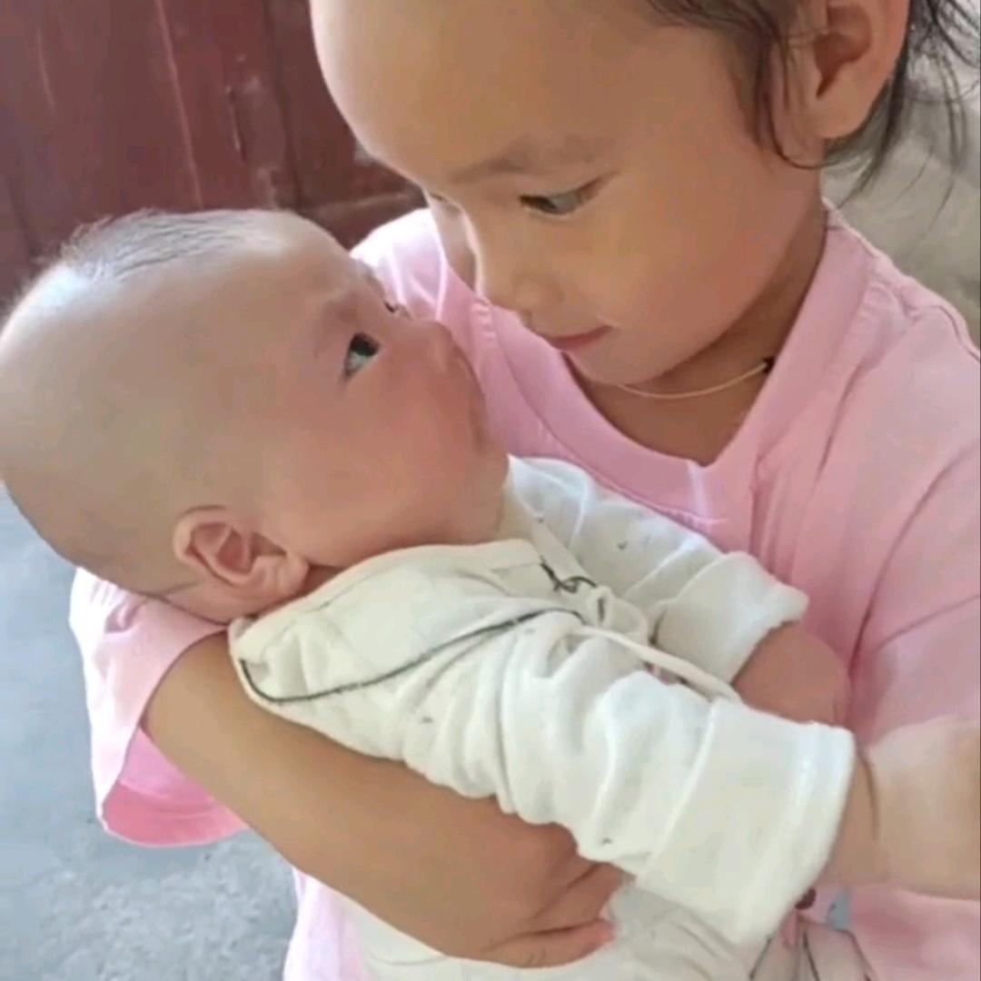 《农村姑娘  孩她妈  艳子》二胎宝妈