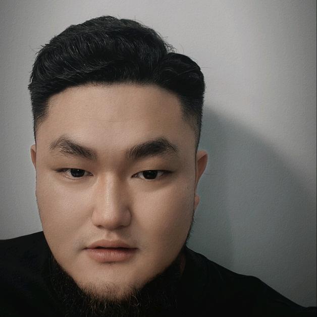 麻瓜集团总裁瓜皮