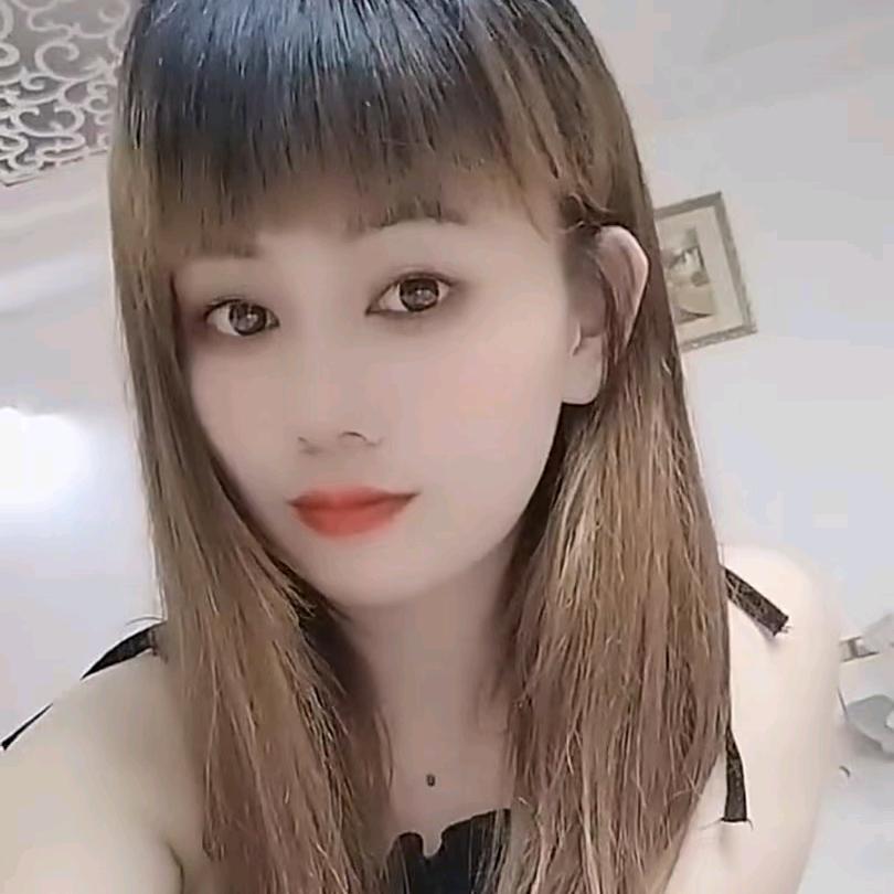 小美👄