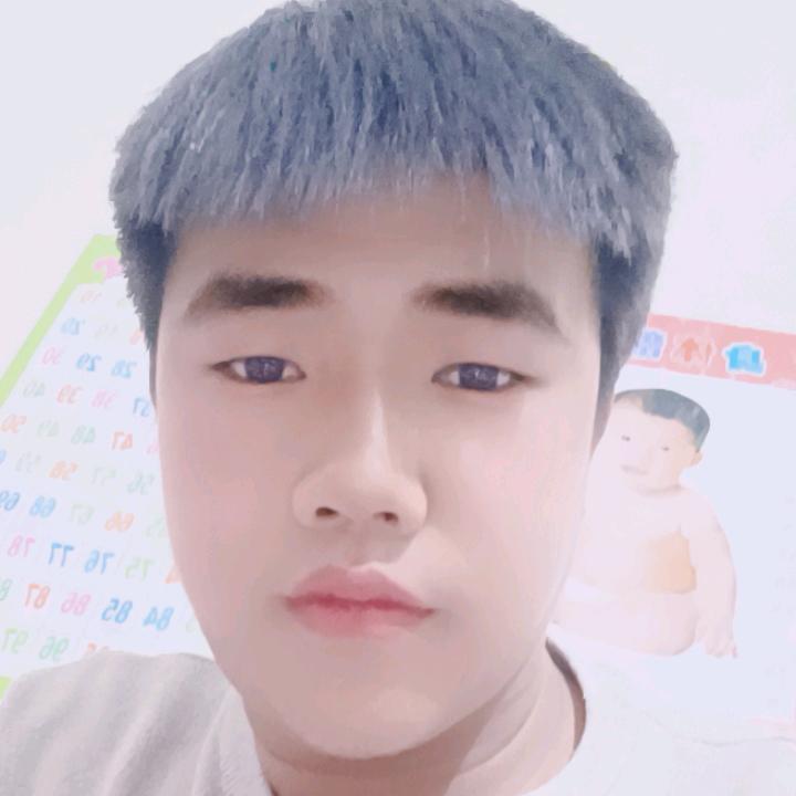 阿亮