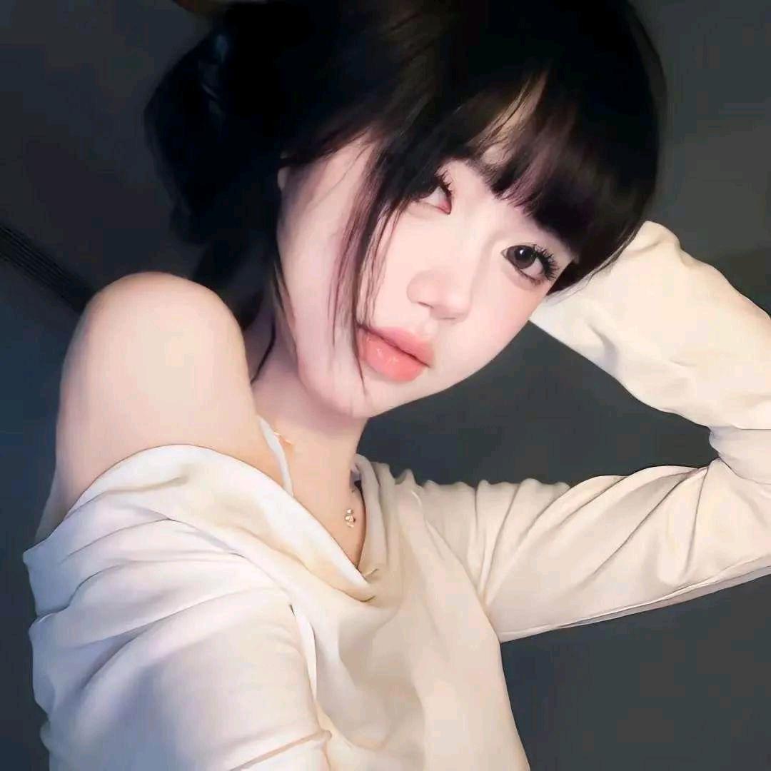 梅小姐女装