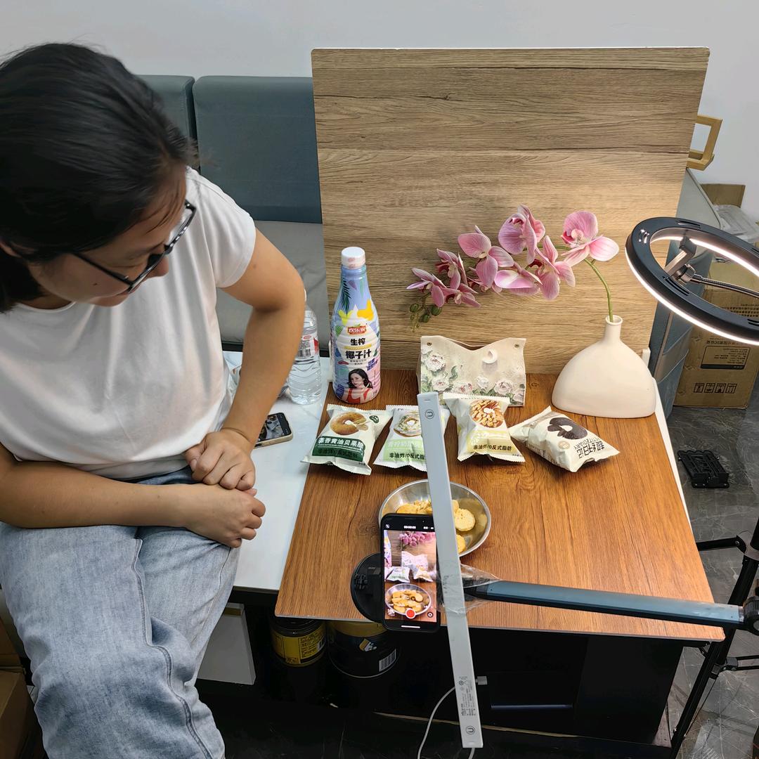 小珍吃不胖