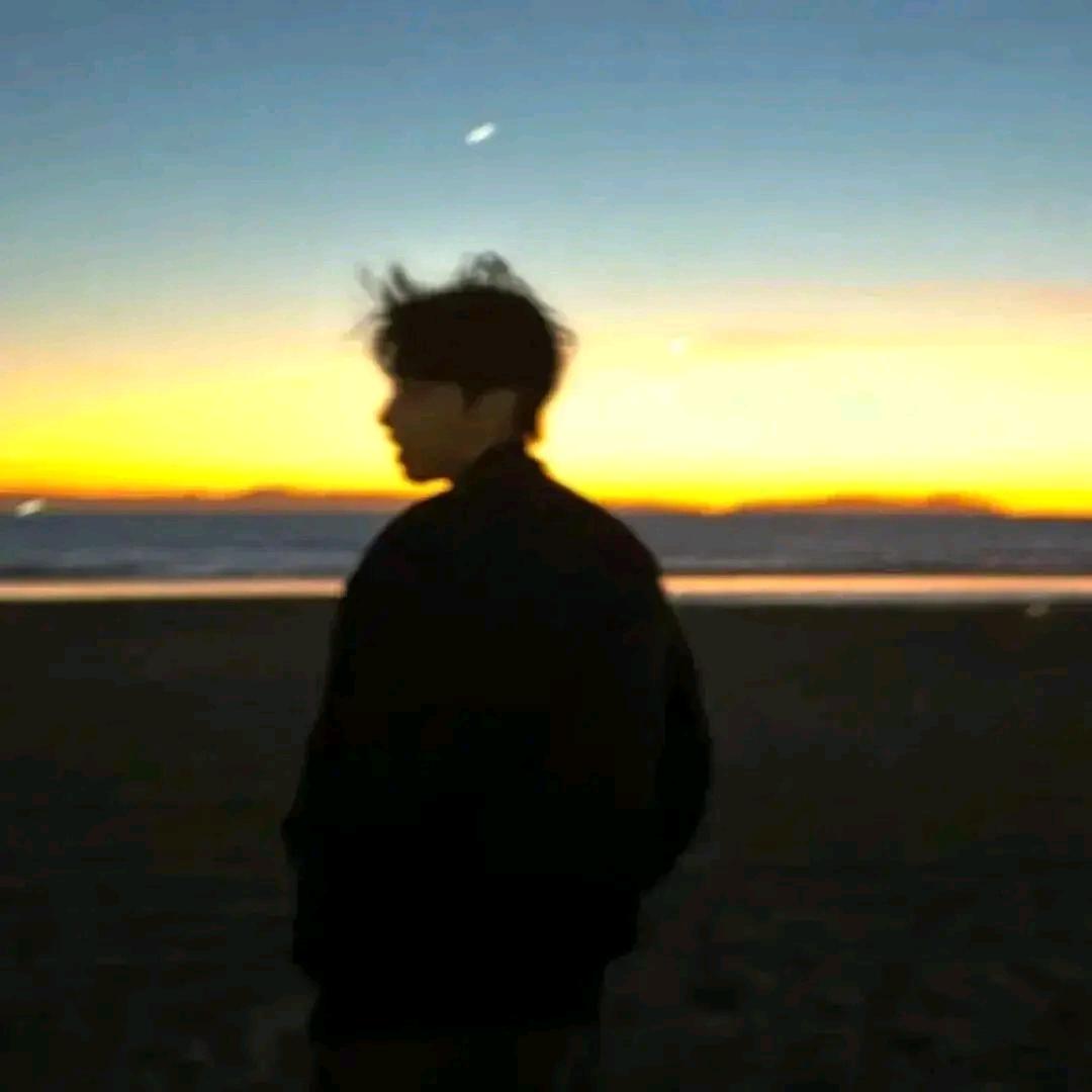 瑞不群