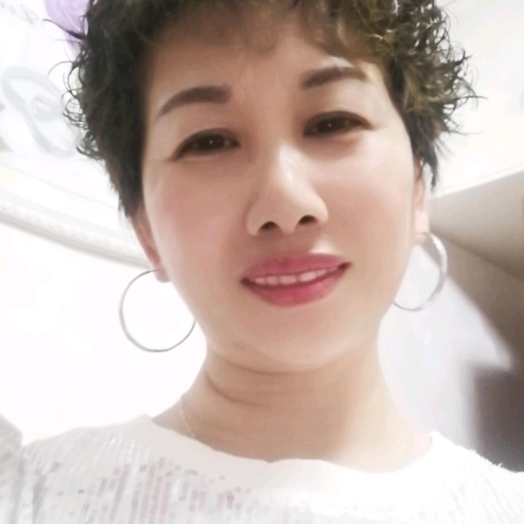 嗯