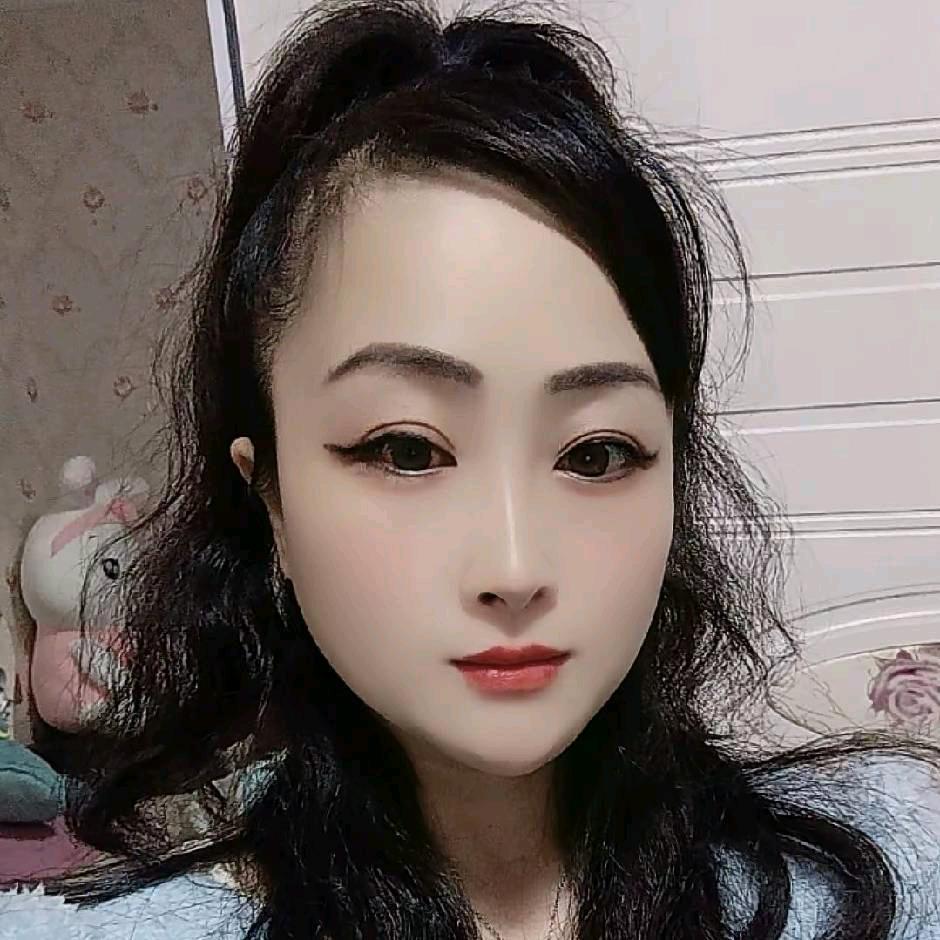 单亲妈妈&肖敏湾港逸站铁板鱿鱼烧烤