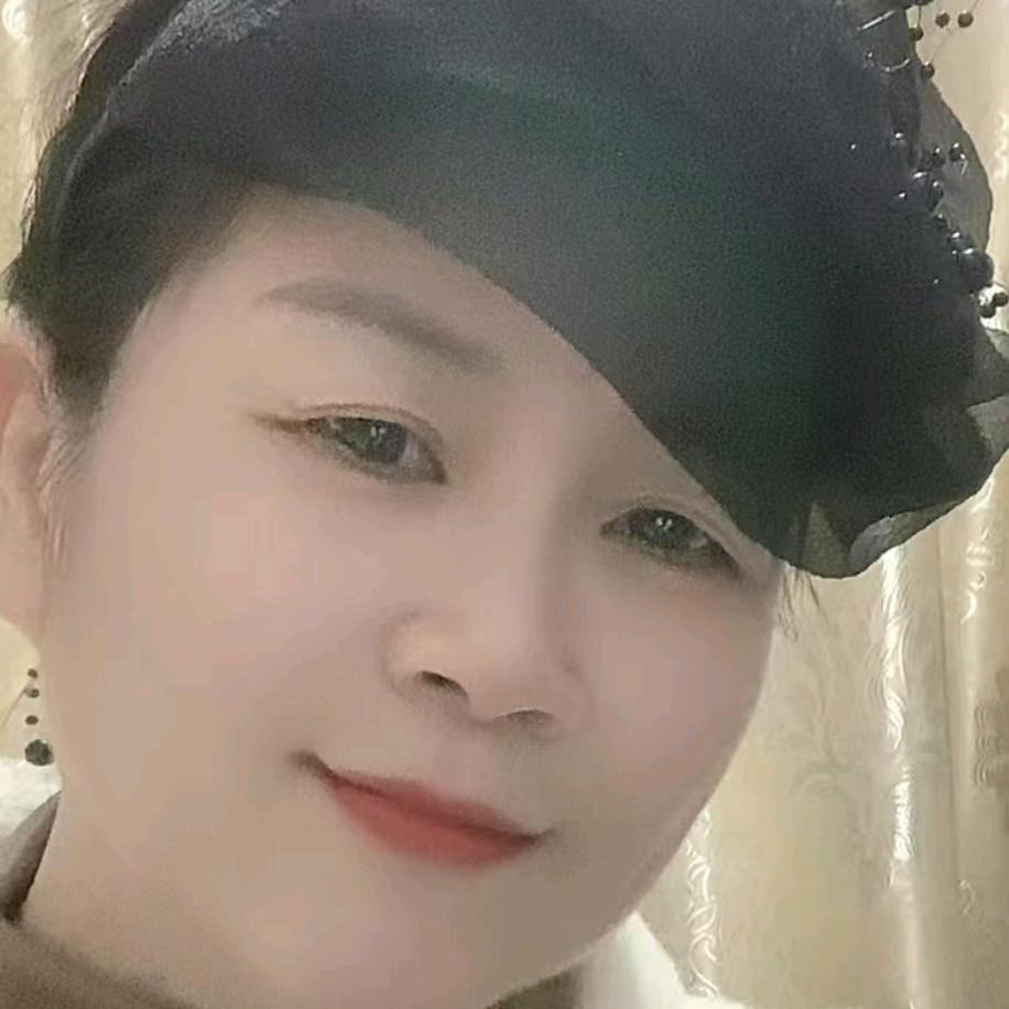 阿月姐小号（大号阿月姐早7点开播）