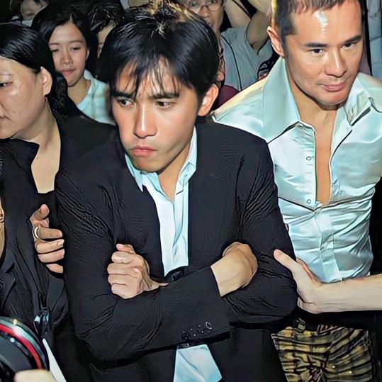 ㅤㅤㅤㅤㅤㅤㅤㅤㅤㅤㅤ.v