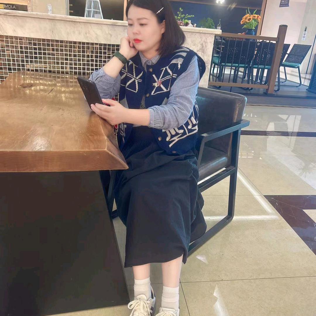 宜昌圣堡罗整体门窗～赵姐