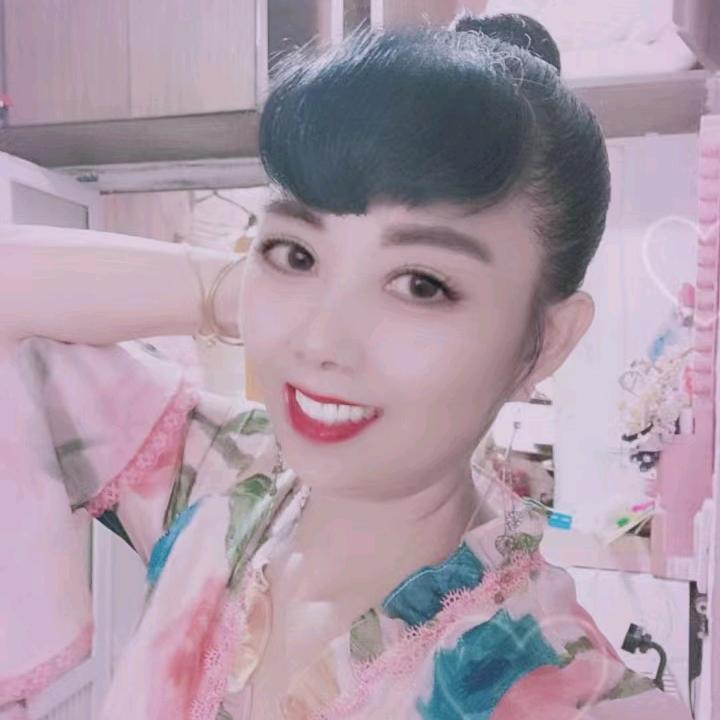 女王，不定时播