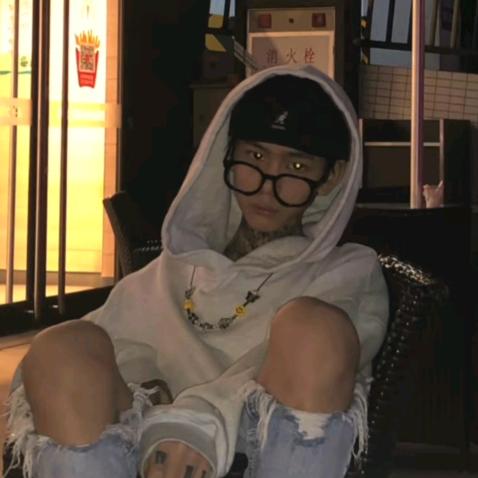 骥野杰👾