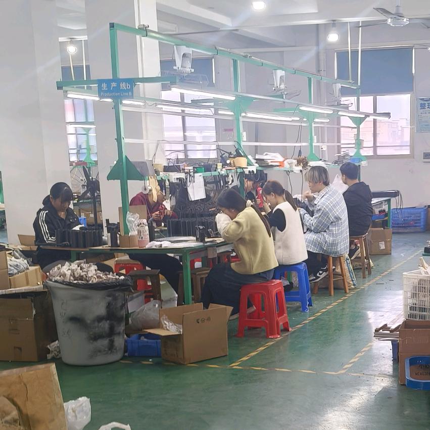 磁吸小王子（悦睿照明)