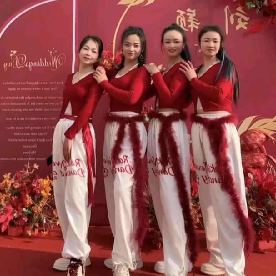 姣姣@风信子鼓舞队