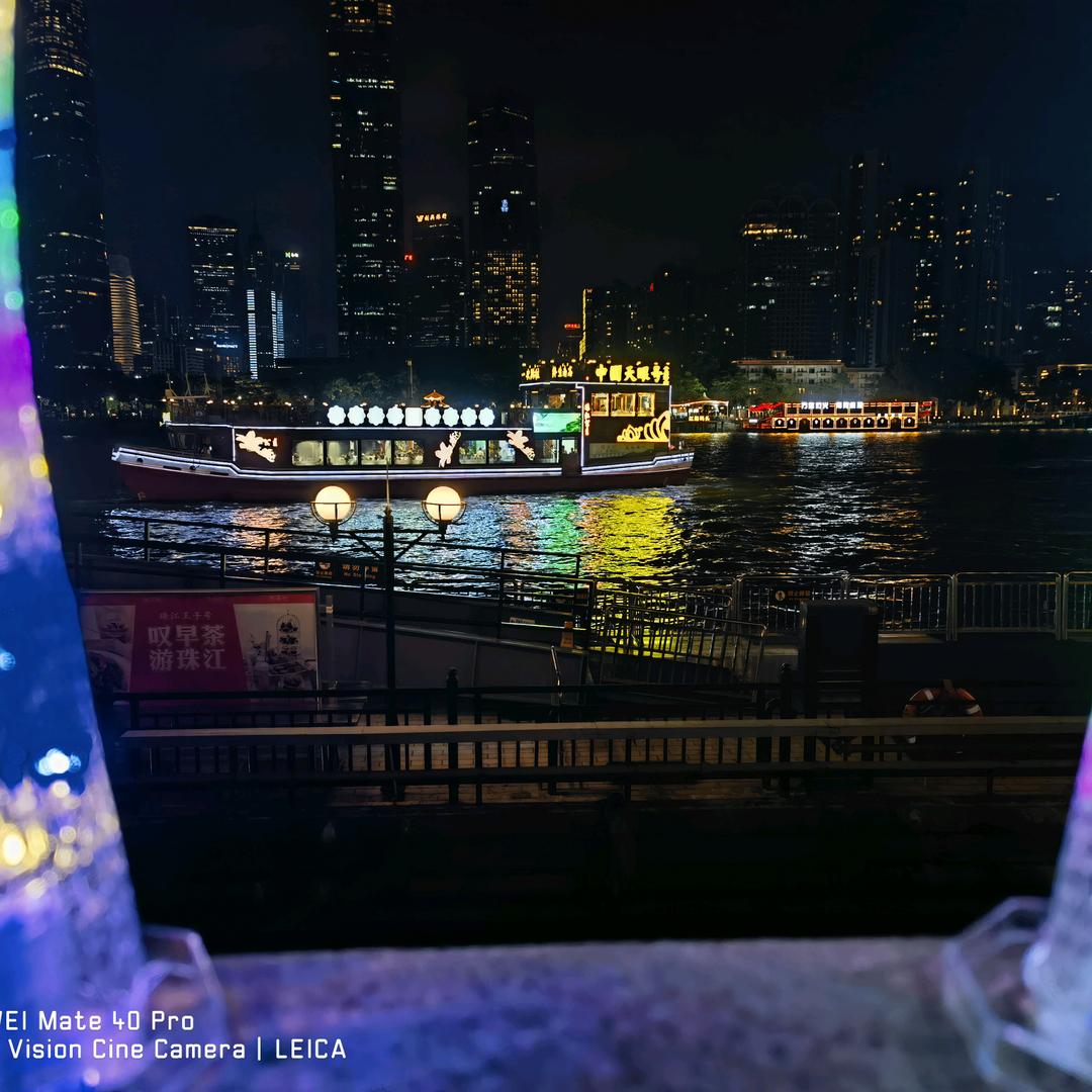 小胞海鲜店