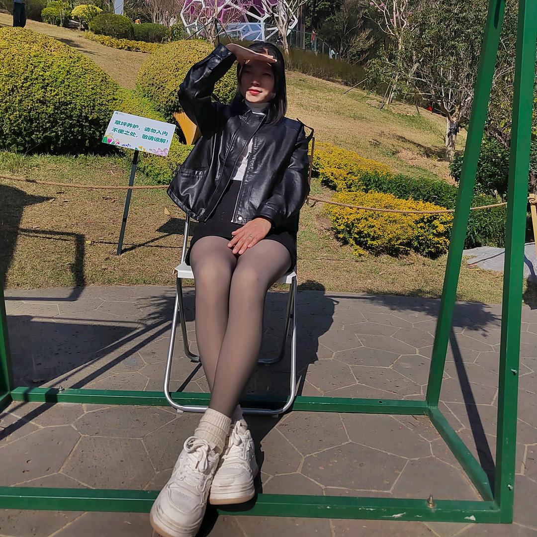 嗯～木子李呀！