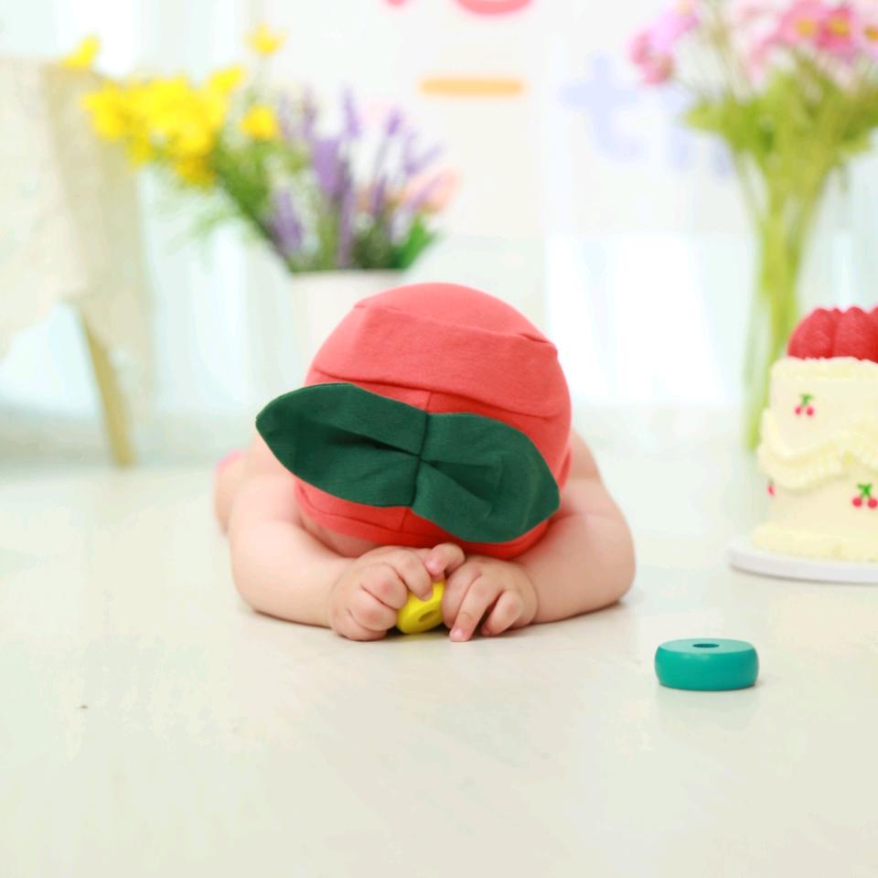 大白兔和小奶龙