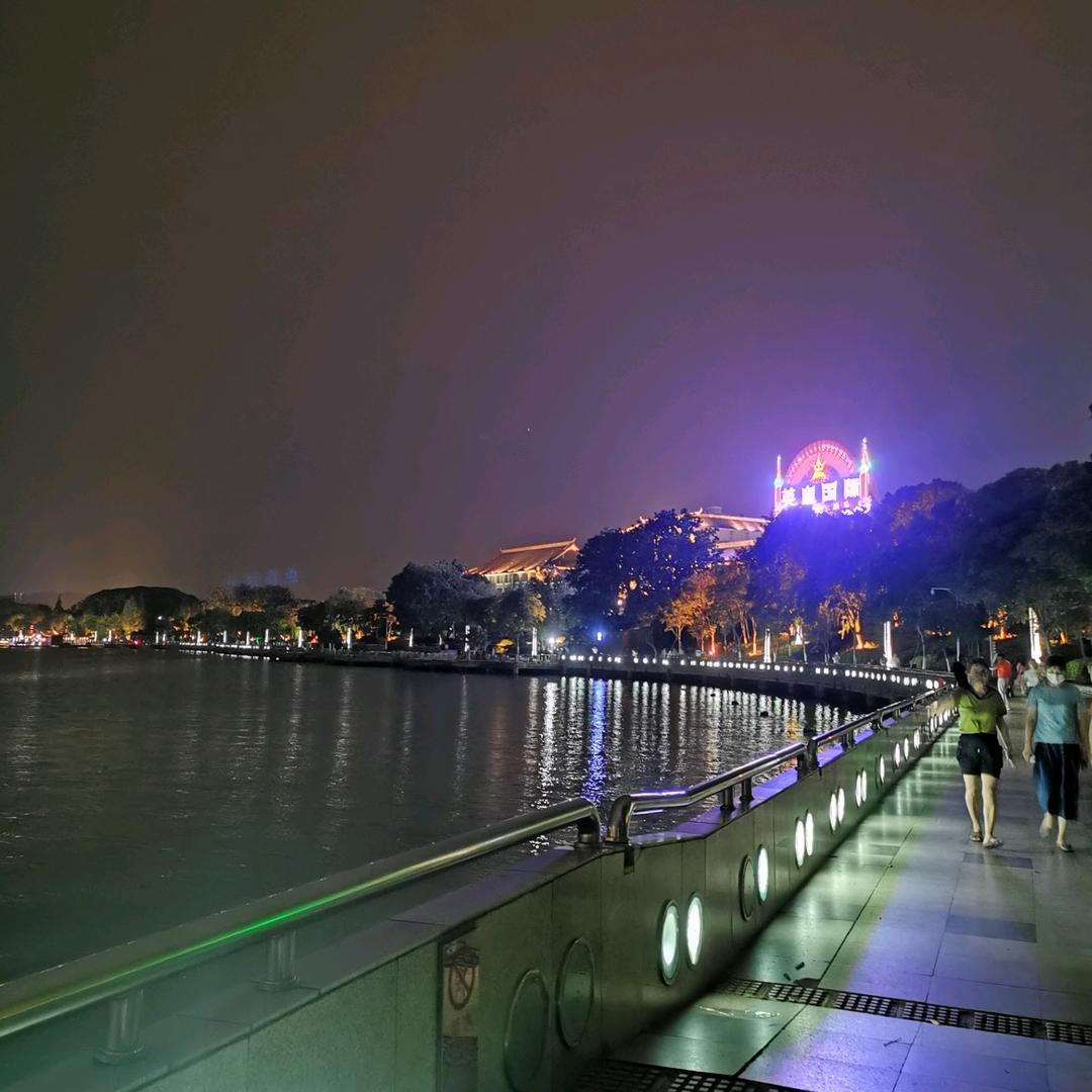 羽辰鑫头像