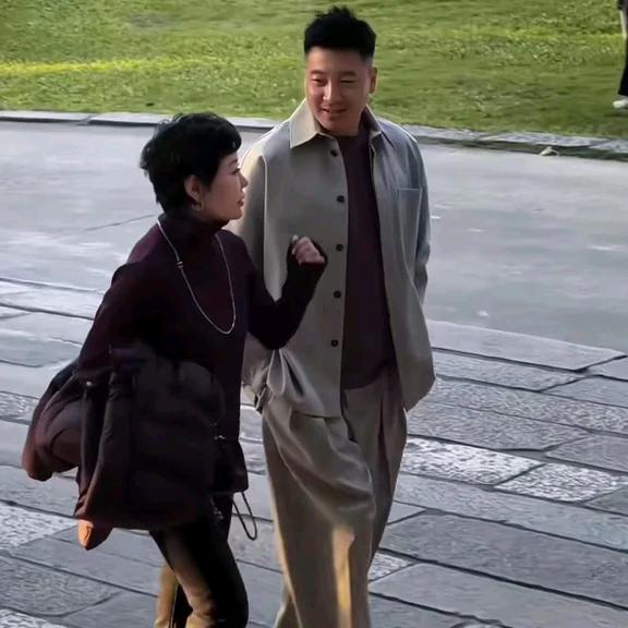 水木夫妻甄选服装