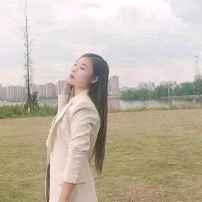 别打扰我 姐没空跟你玩