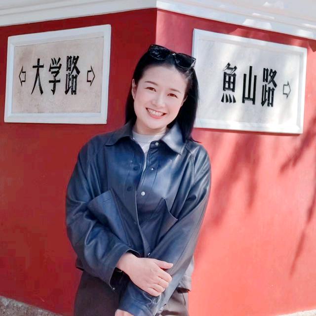 阳光明媚，我也明媚