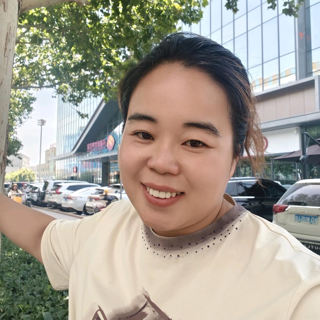 喀什市鑫银珠宝（邹小福）