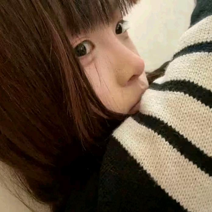 M.妍头像