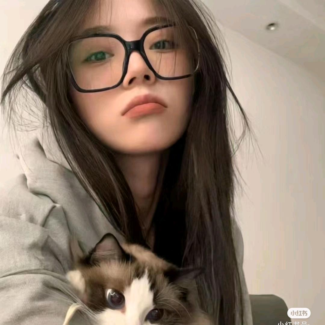 小豁牙^