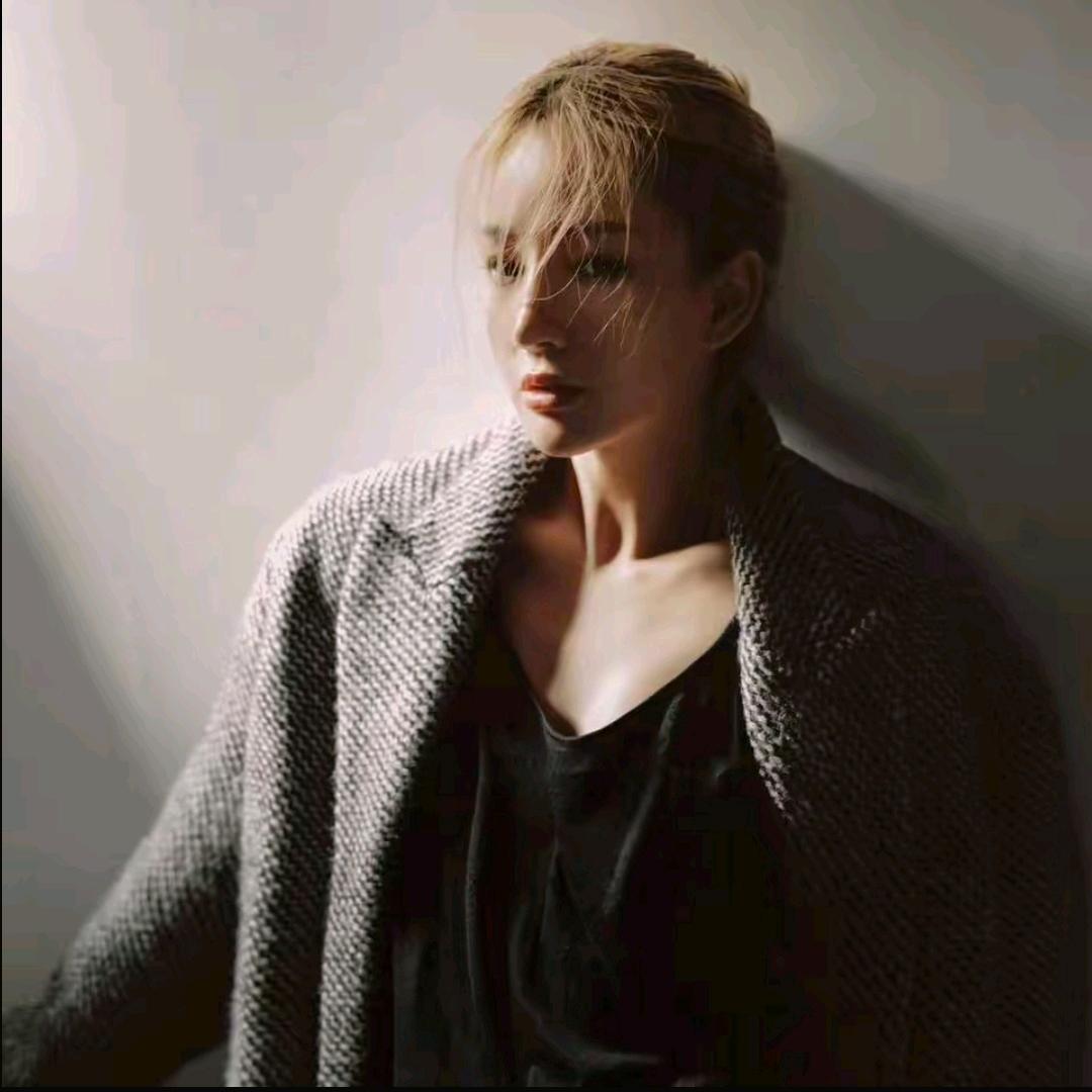 洛哥（极简服饰）