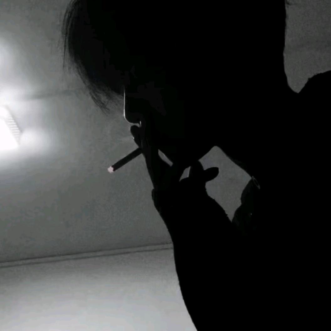 lue   🌕