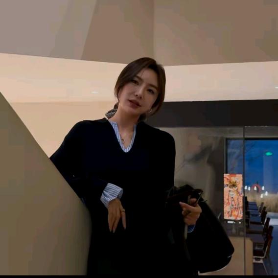 余欢欢YHH•爆款返场