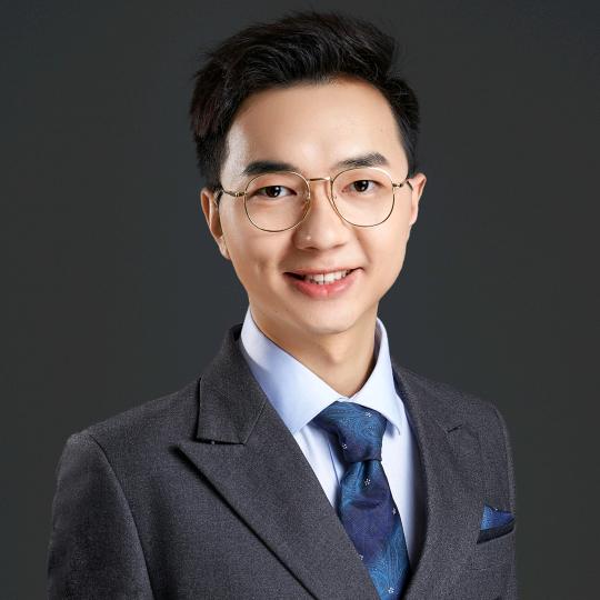 施睿隆律师