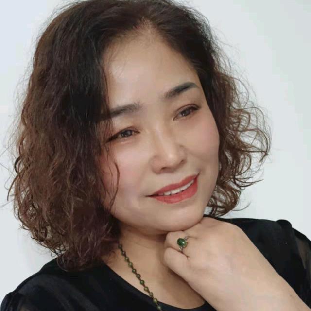 孤灯白衣