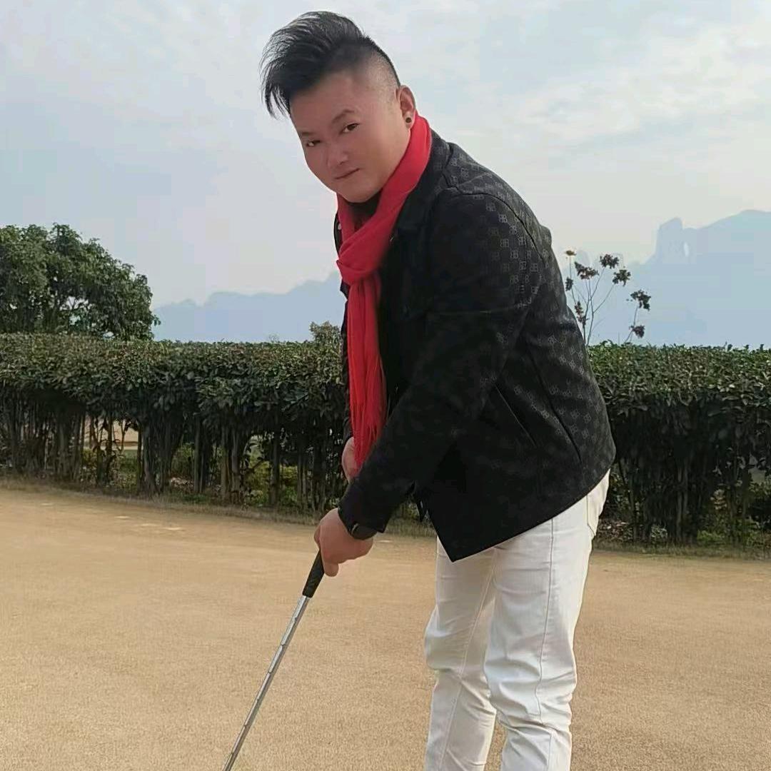 是小胖吖~😘