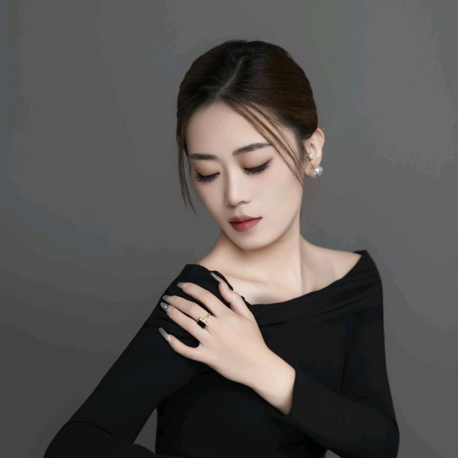 ✨ 卡卡 （金融顾问）