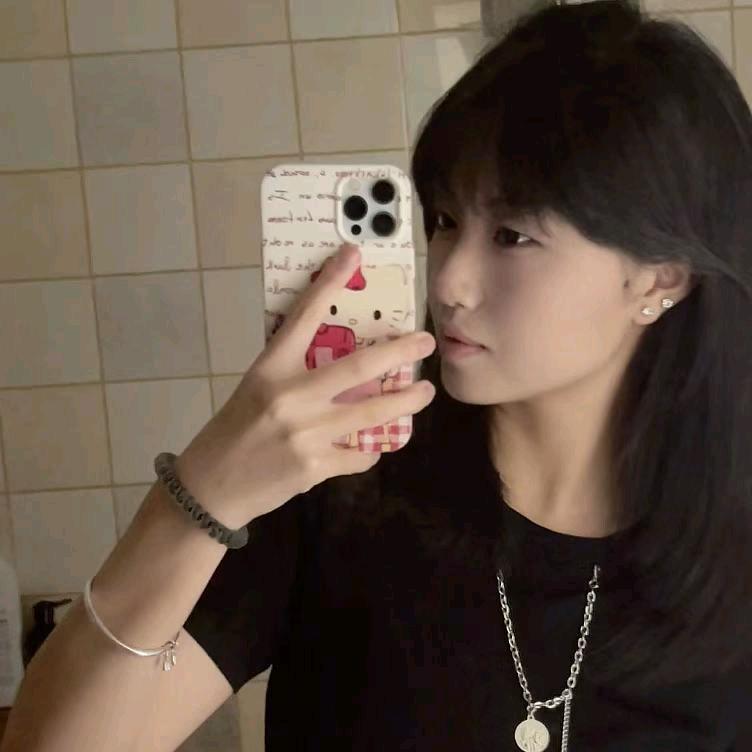 带刺的玫瑰💞💞💞💞