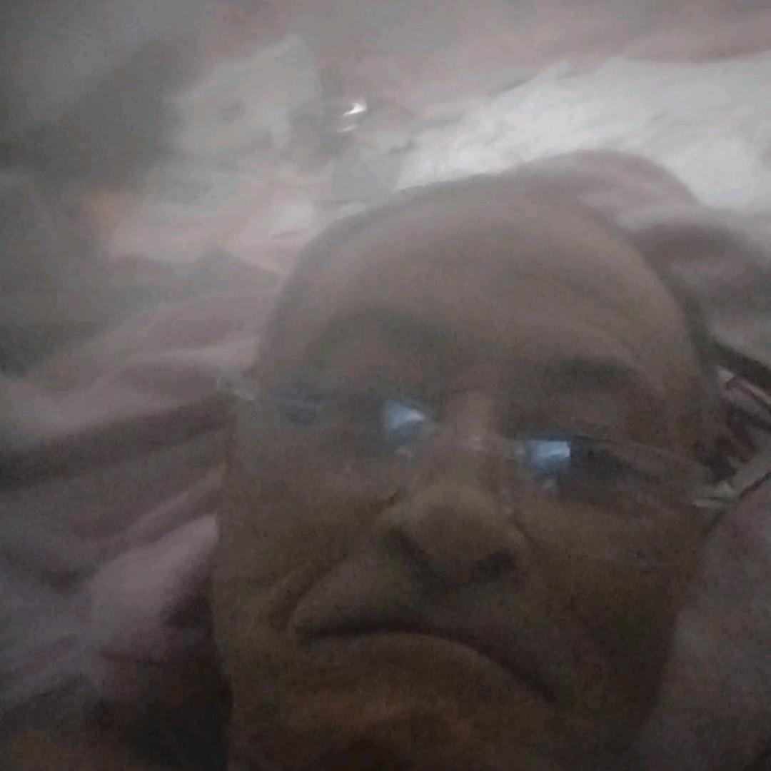 、/8325695989