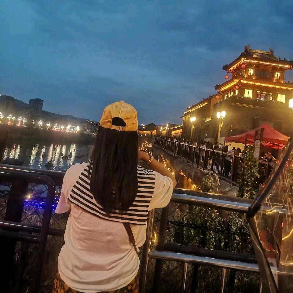 是静儿吖